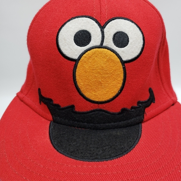 Sesame Street Elmo Fitted Cap Red Black Acrylic Wool Spandex - Picture 3 of 14